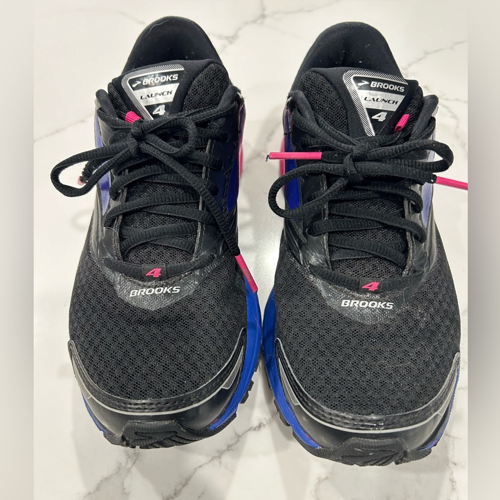 Brooks Launch 4